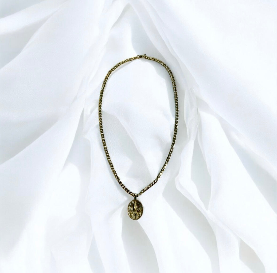 Collier Lourdes