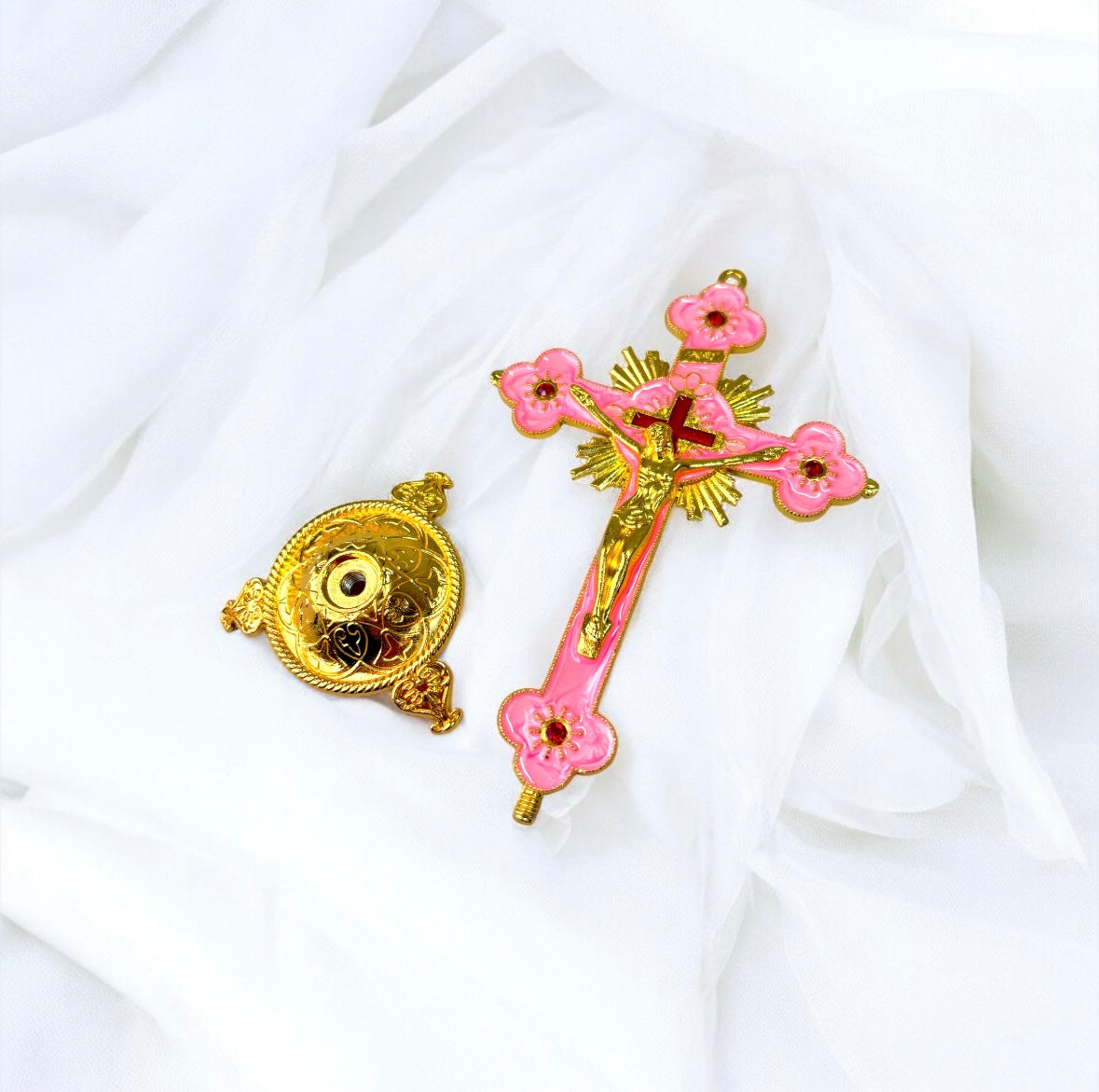 Croix Chrétienne Rose
